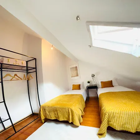 Centre Of Lisbon, Ideal For Tourists Hostal