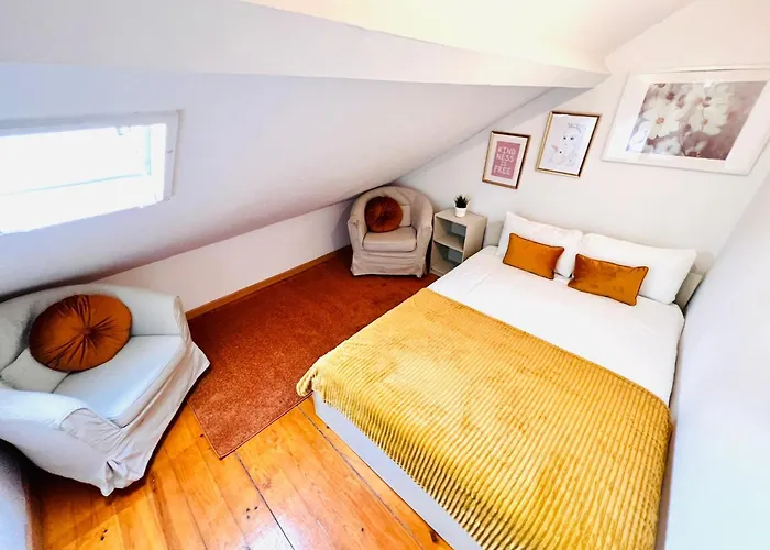 Hostel Centre Of Lisbon, Ideal For Tourists *